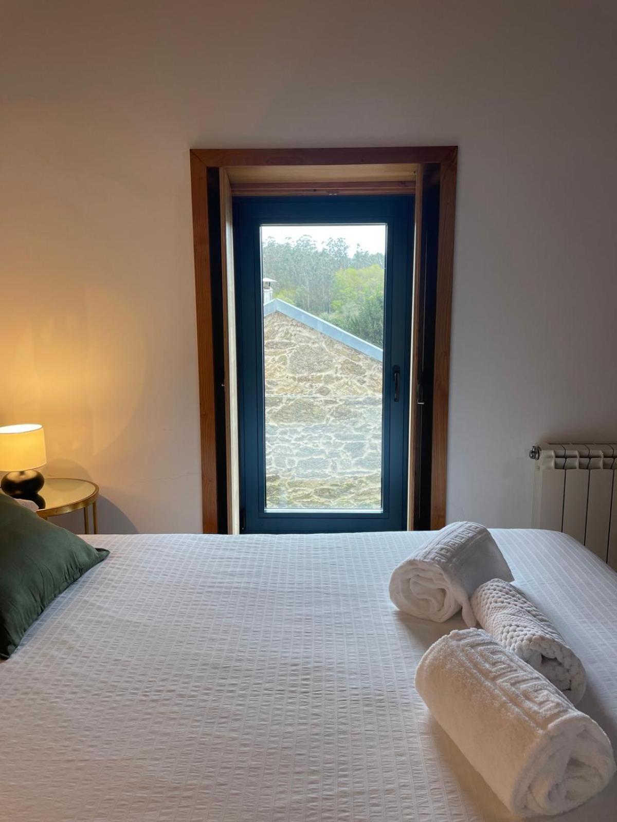 A Ribeira Do Tambre Pensionat Troitosende Exteriör bild
