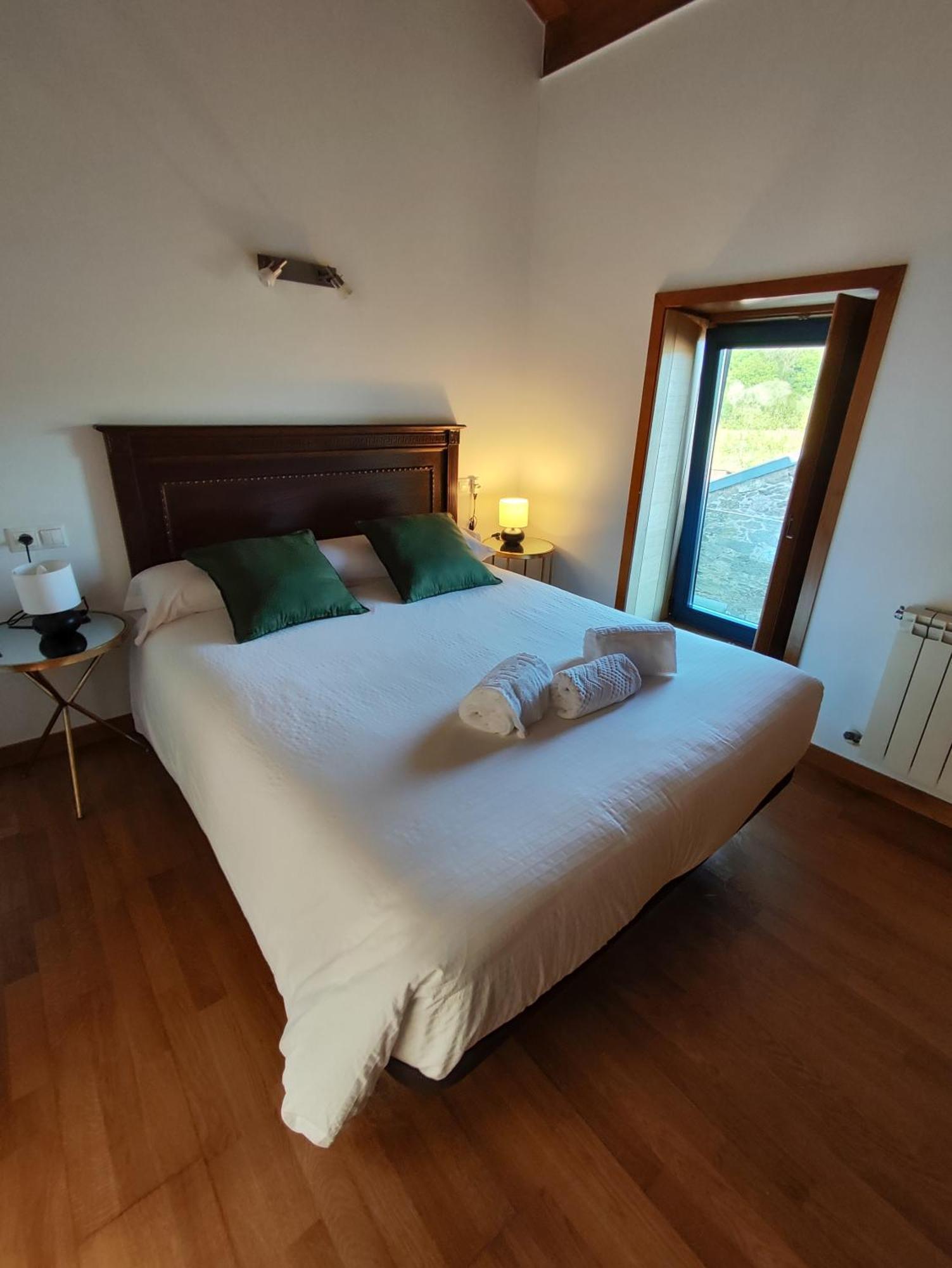 A Ribeira Do Tambre Pensionat Troitosende Exteriör bild